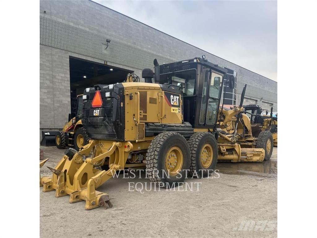 CAT 140 AWD Grejdery