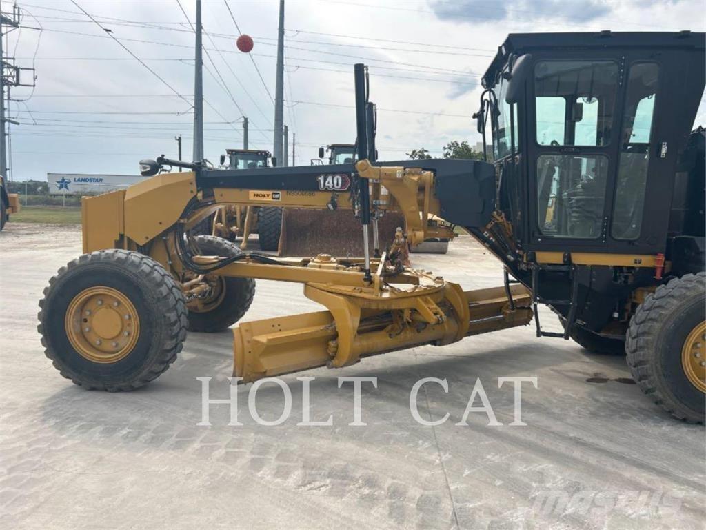 CAT 140 AWD Grejdery