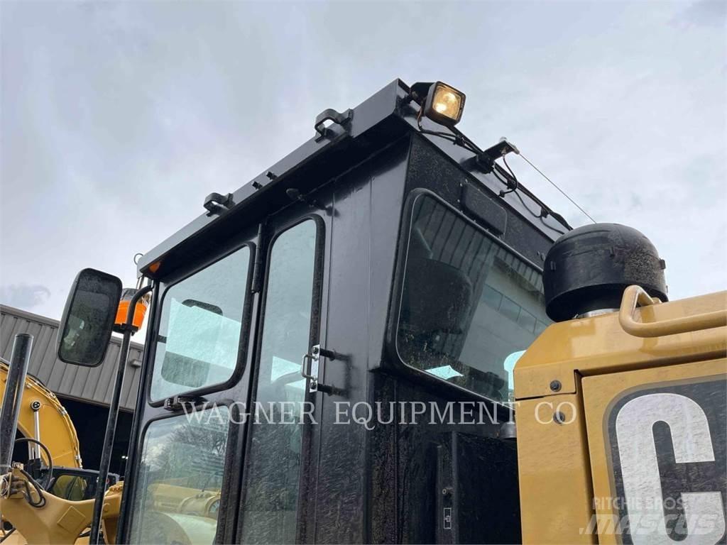 CAT 140GC Grejdery