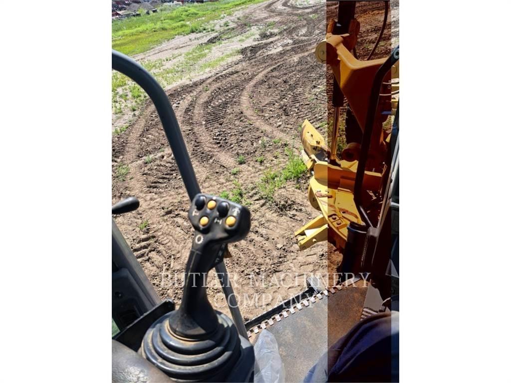 CAT 140M Grejdery