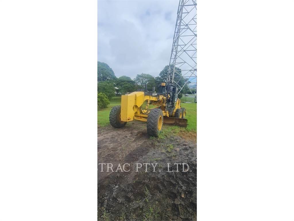 CAT 140M Grejdery