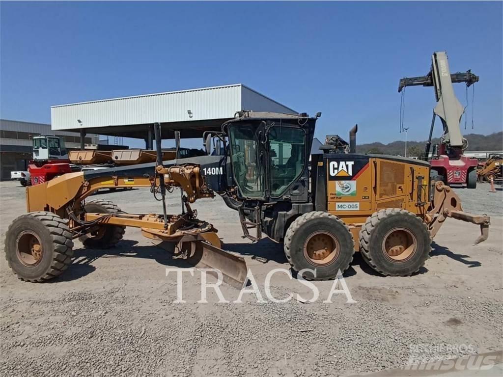 CAT 140M Grejdery
