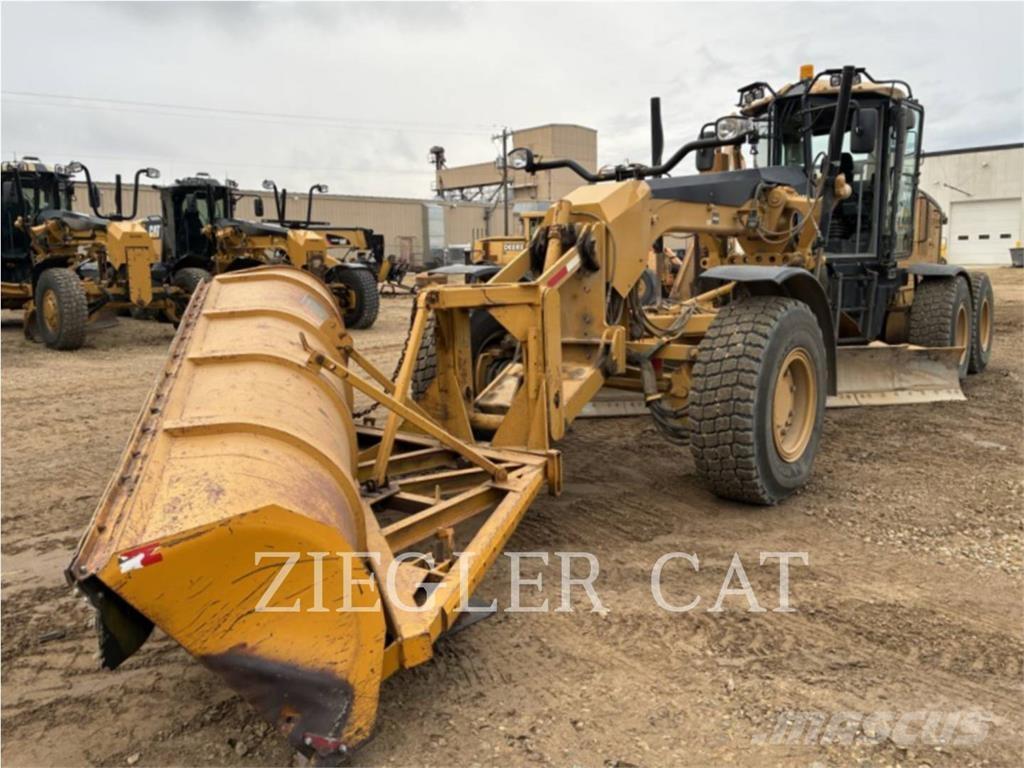 CAT 140M Grejdery