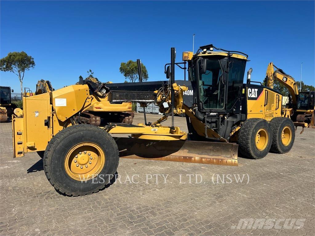 CAT 140M Grejdery
