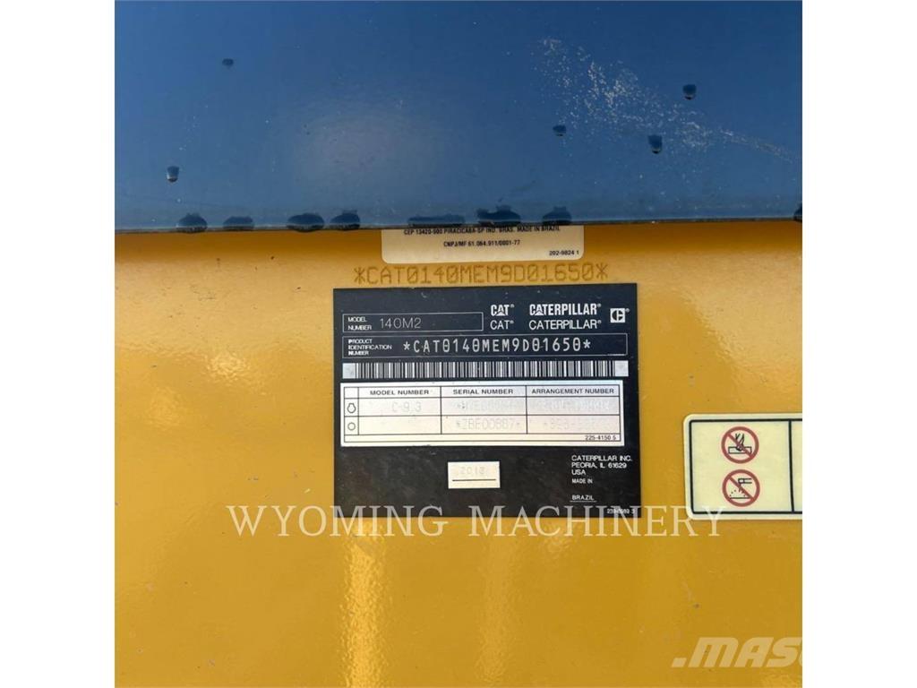 CAT 140M 2 Grejdery