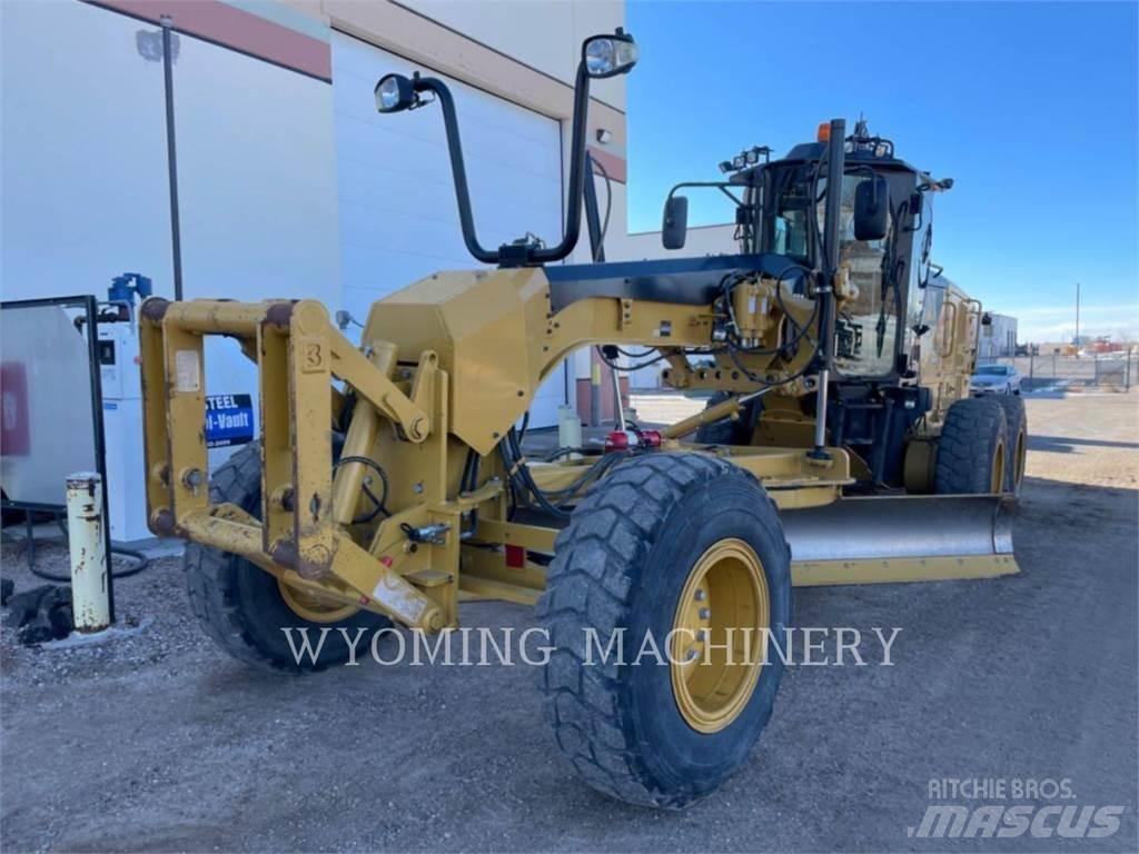 CAT 140M 2 Grejdery