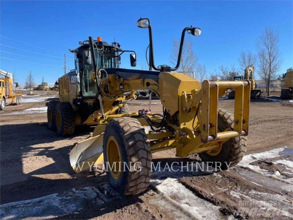 CAT 140M 2 Grejdery