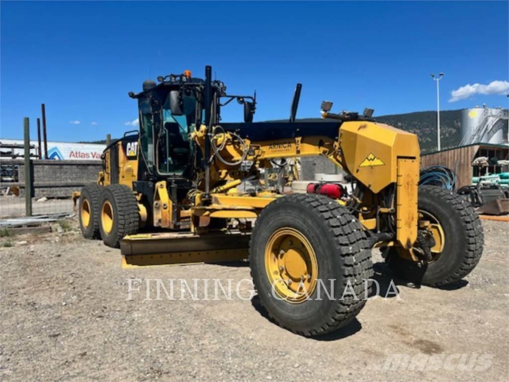 CAT 140M AWD Grejdery