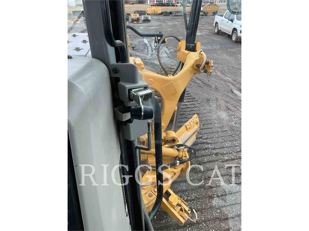 CAT 140M LC17 Grejdery