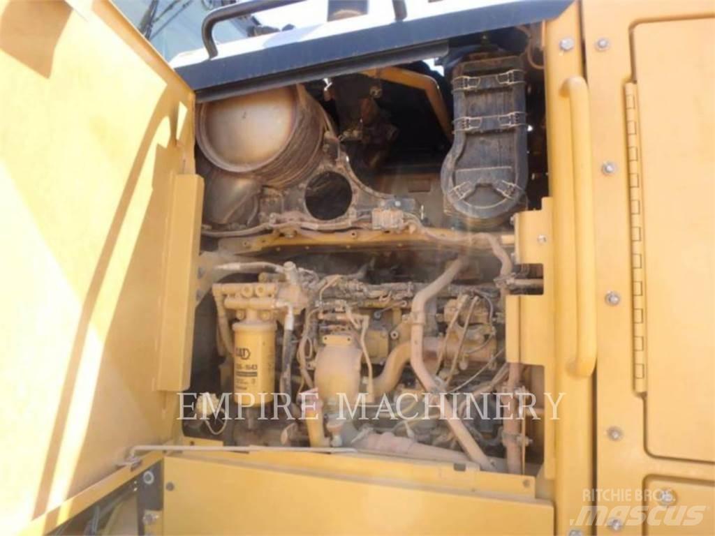 CAT 140M2 Grejdery