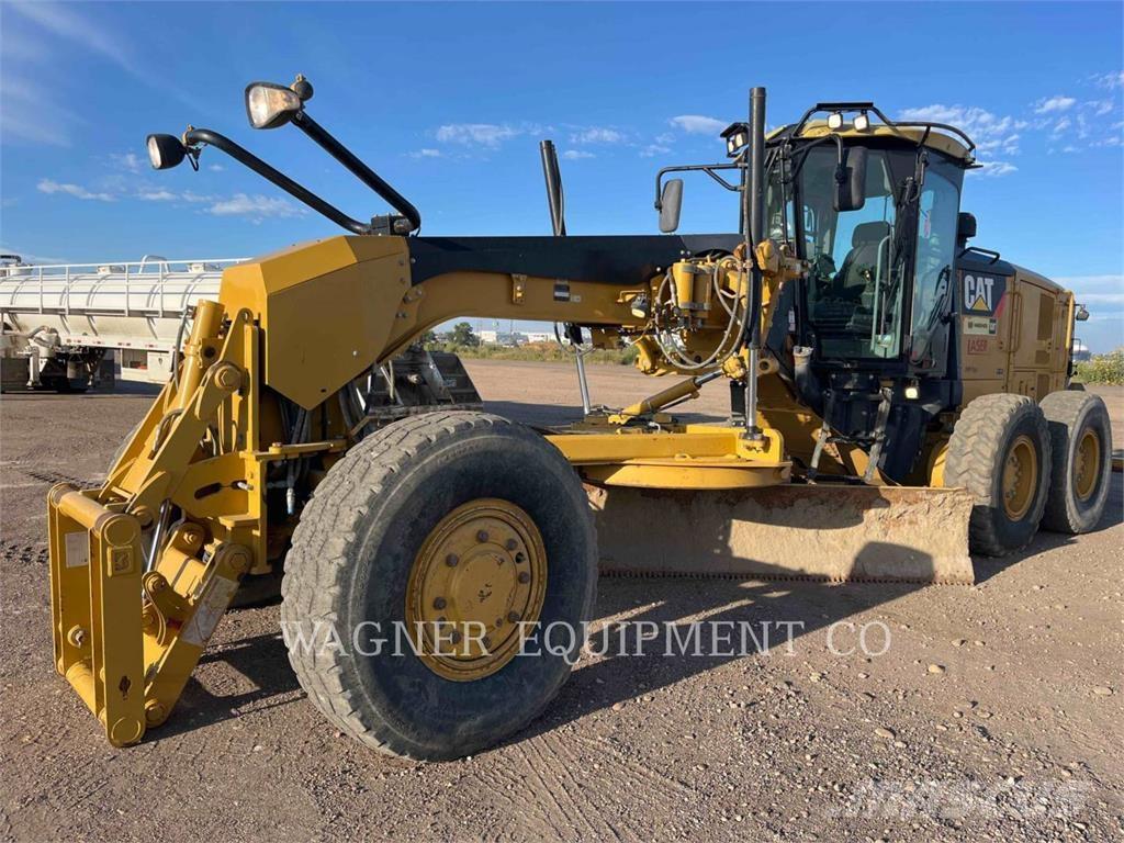 CAT 140M2AWD Grejdery