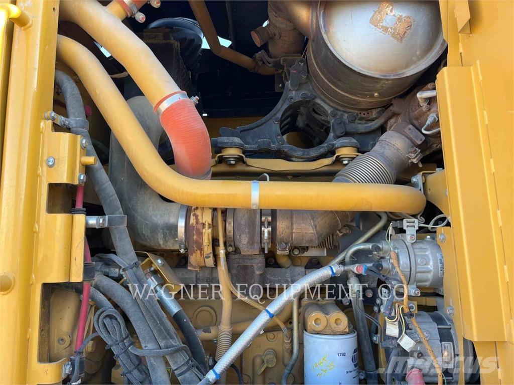 CAT 140M2AWD Grejdery