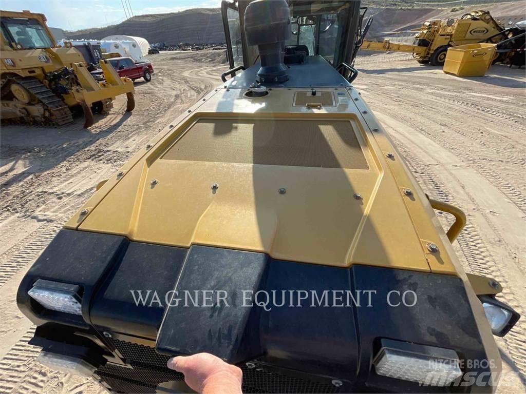 CAT 140M3 Grejdery