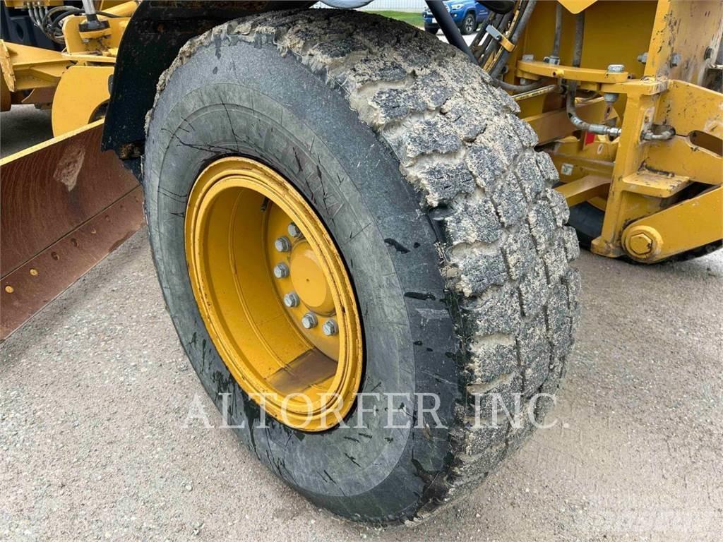 CAT 140M3 Grejdery