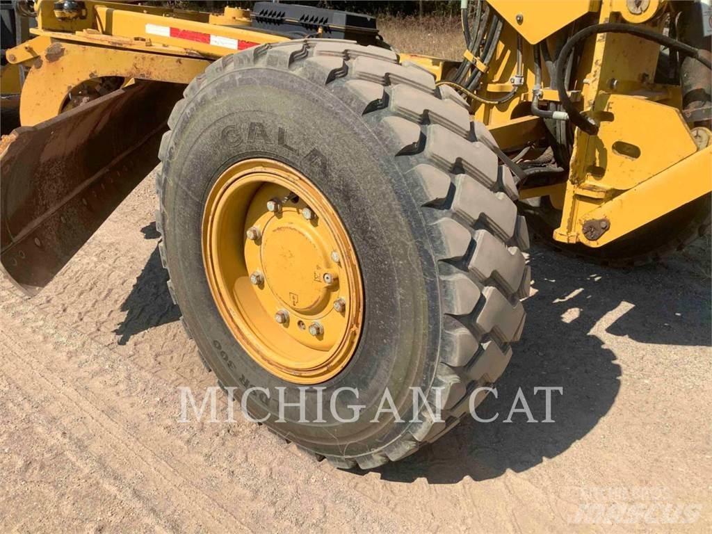 CAT 140M3 AWD Grejdery