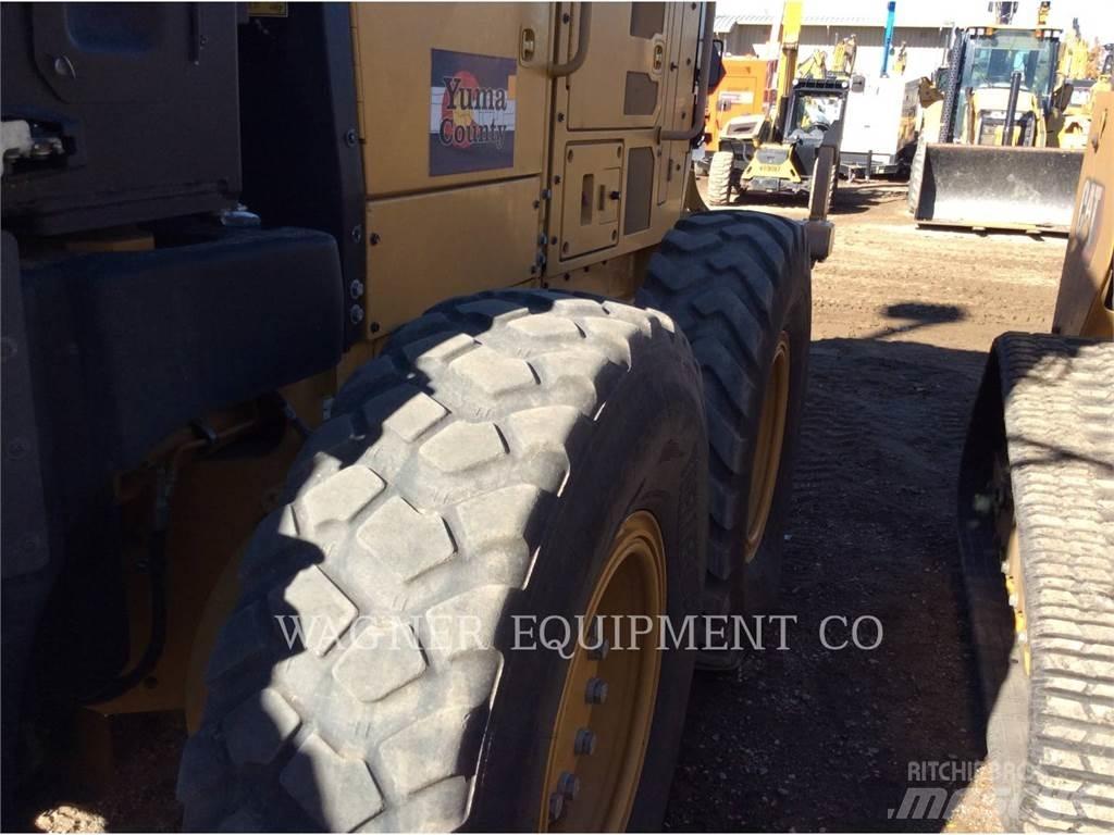 CAT 140M3 AWD Grejdery