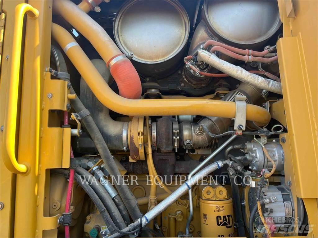 CAT 140M3 AWD Grejdery