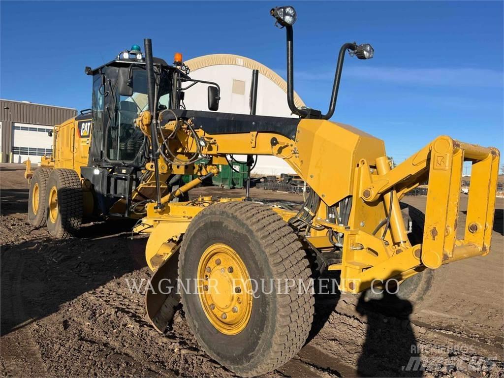 CAT 140M3 AWD Grejdery