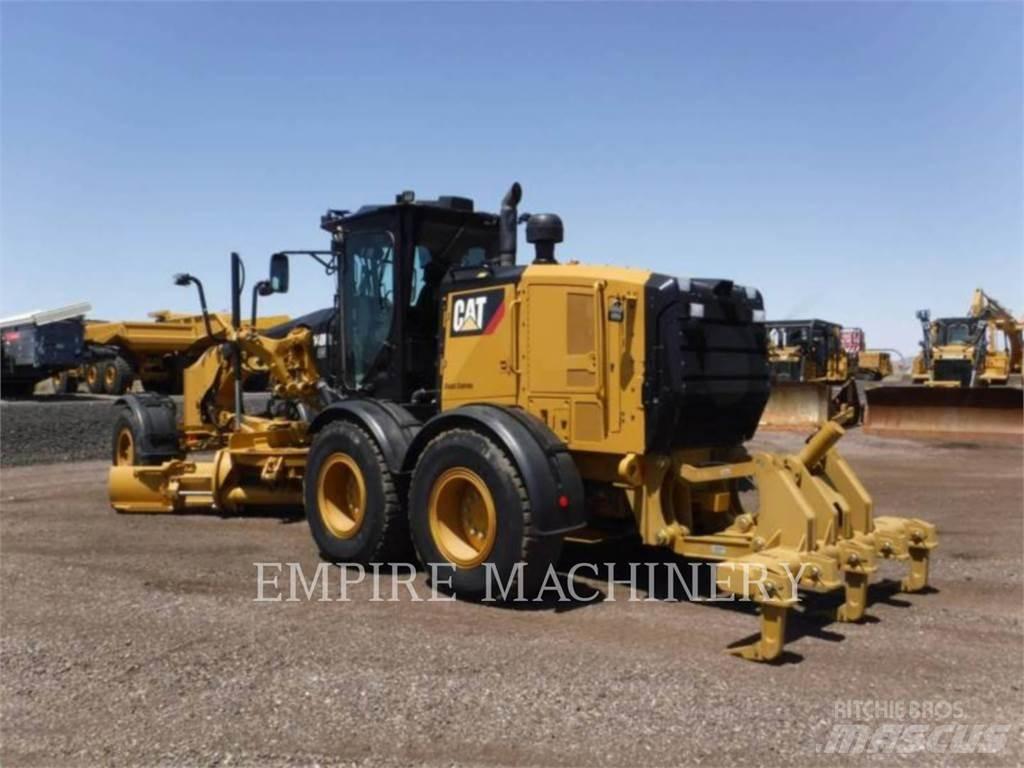 CAT 140M3 AWD Grejdery