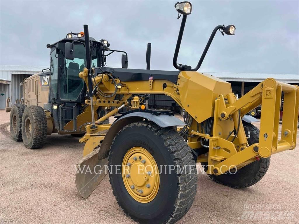 CAT 140M3 AWD Grejdery