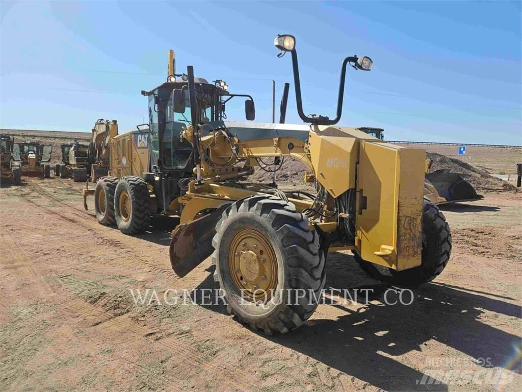 CAT 140M3 AWD Grejdery