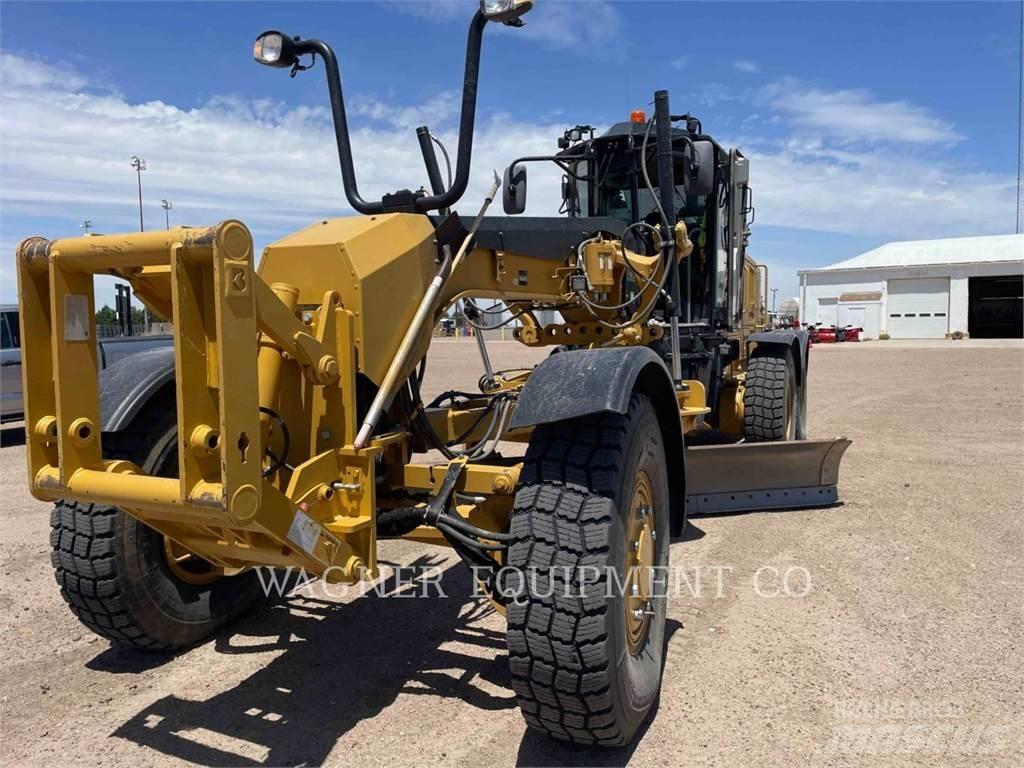 CAT 140M3 AWD Grejdery