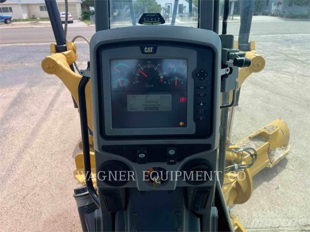 CAT 140M3 AWD Grejdery