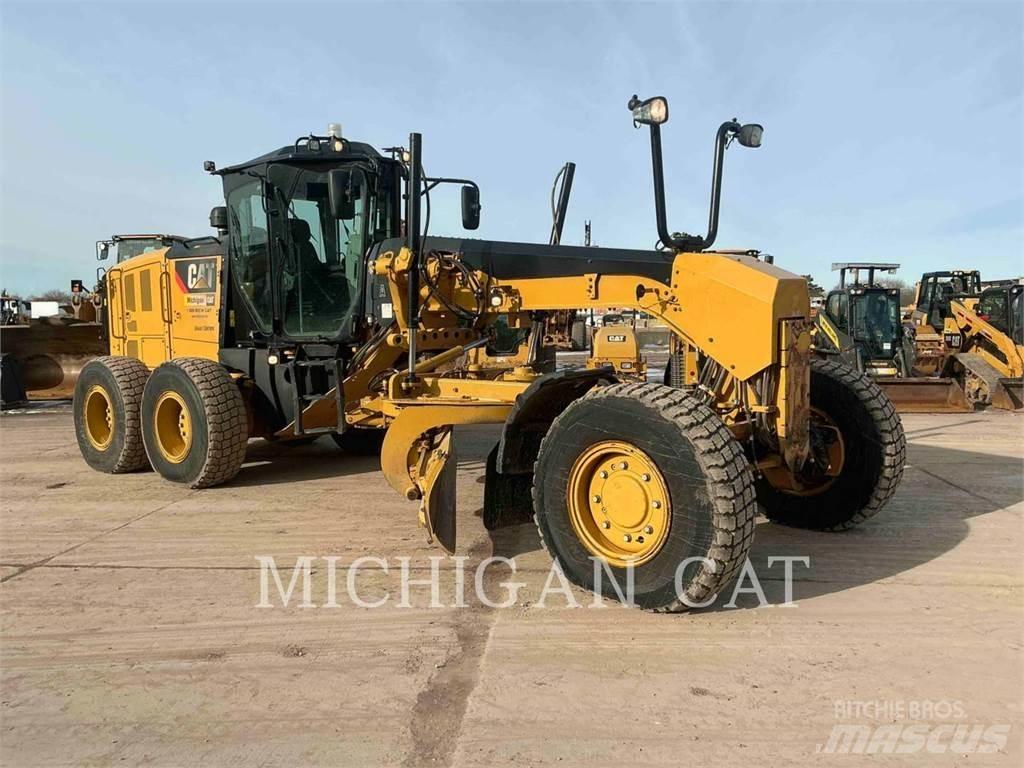 CAT 140M3 AWD Grejdery