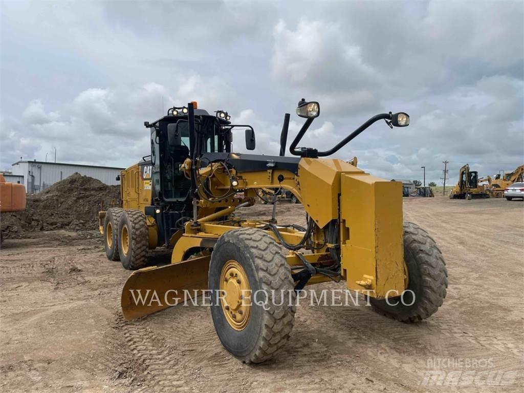 CAT 140M3 AWD Grejdery