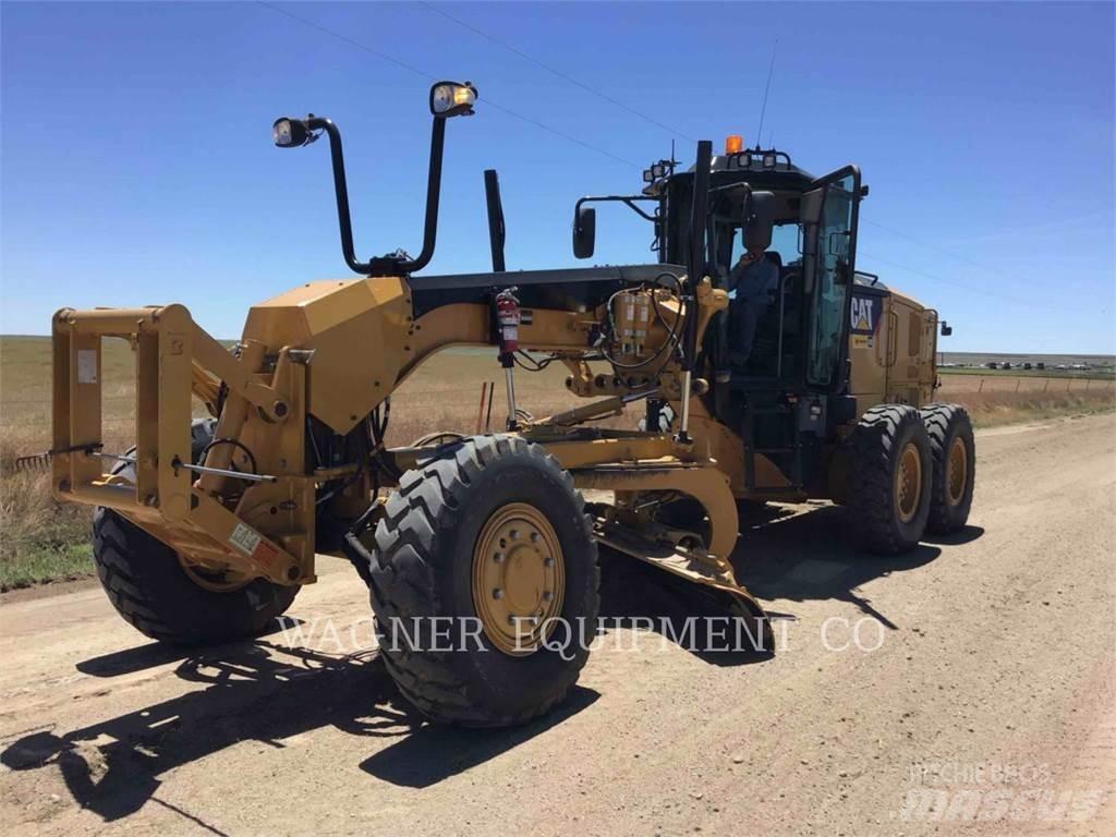 CAT 140M3 AWD Grejdery