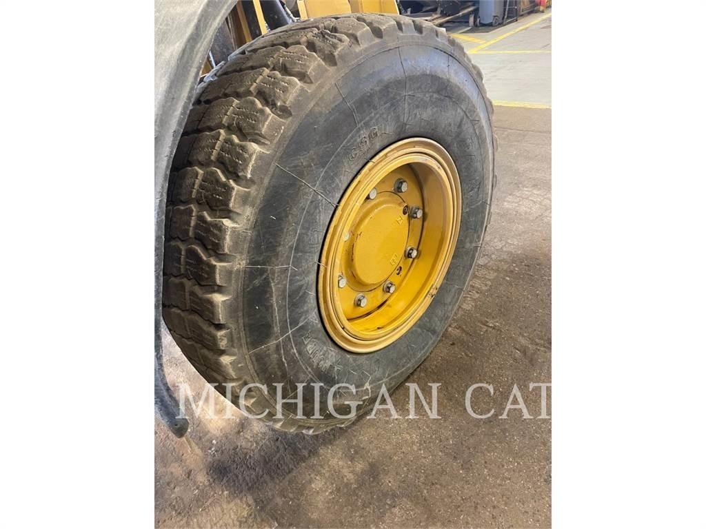 CAT 150 AWD Grejdery