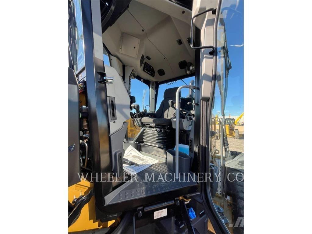 CAT 150 AWD Grejdery