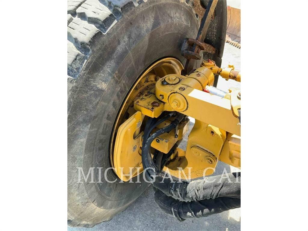 CAT 160M3 AWD Grejdery