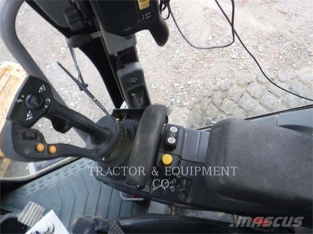 CAT 160M3 AWD Grejdery