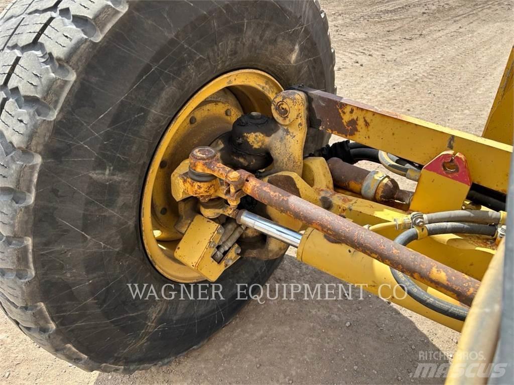 CAT 163H AWD Grejdery