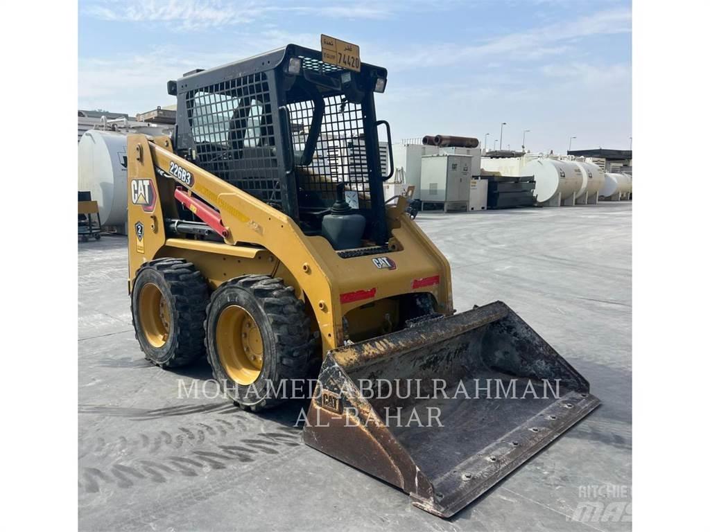 CAT 226B3LRC Šmykom riadené nakladače