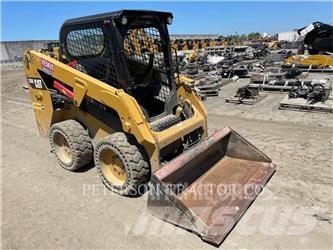 CAT 226D Šmykom riadené nakladače