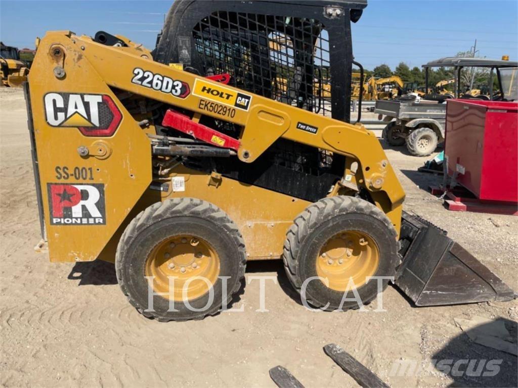 CAT 226D Šmykom riadené nakladače