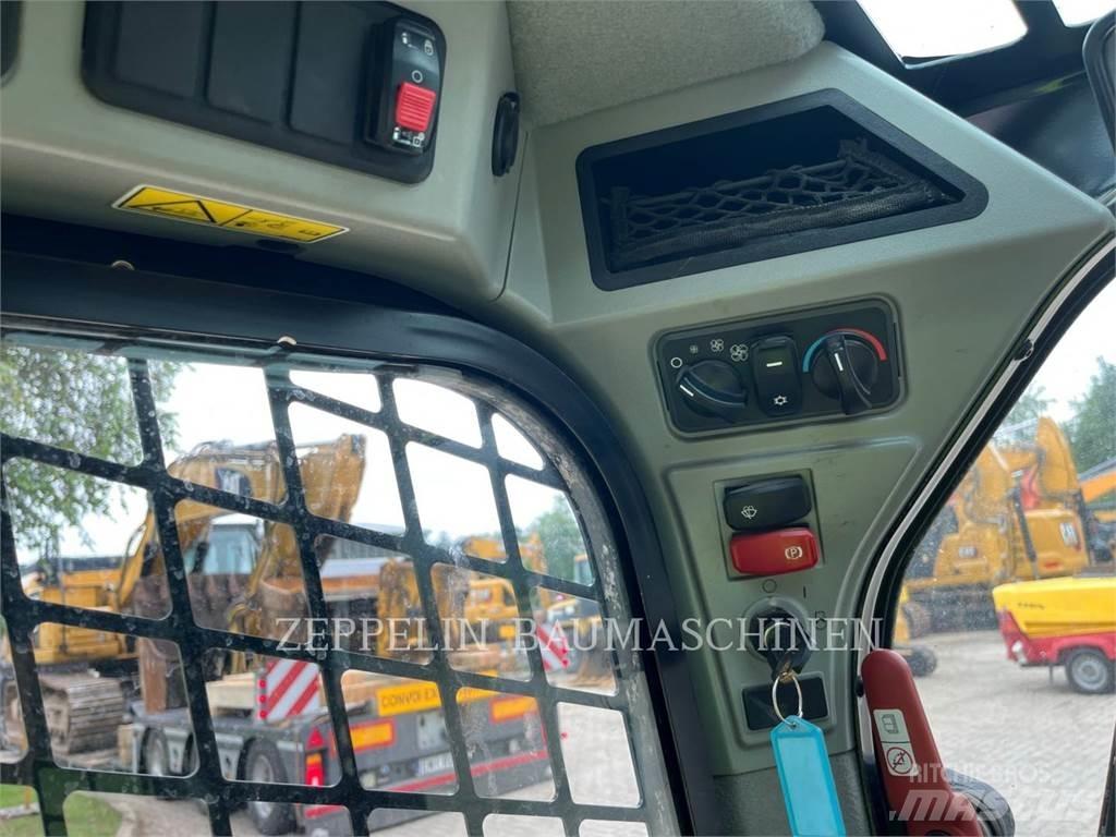 CAT 226D Šmykom riadené nakladače
