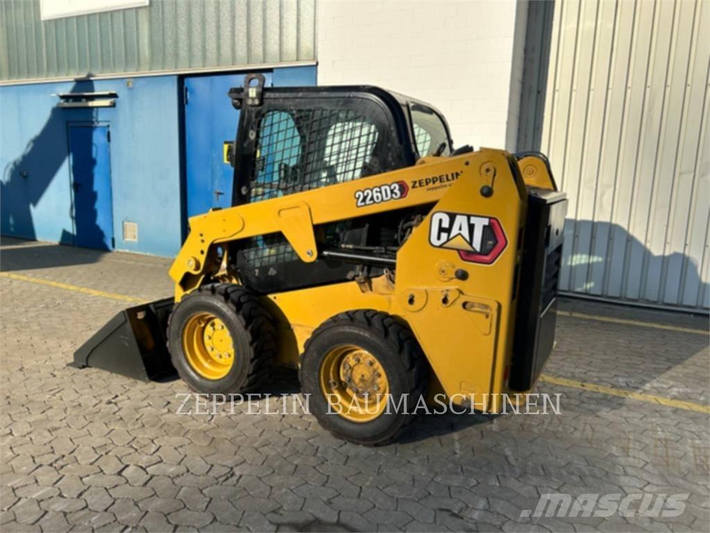 CAT 226D Šmykom riadené nakladače