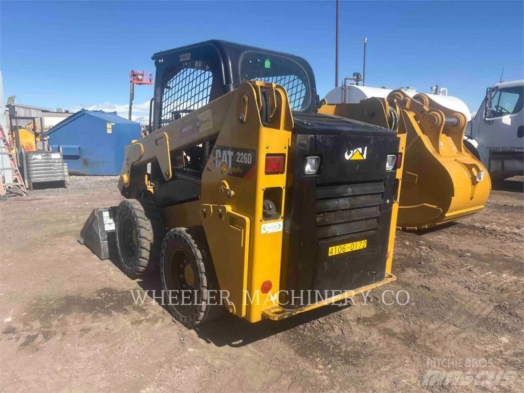 CAT 226D C1-H2 Šmykom riadené nakladače