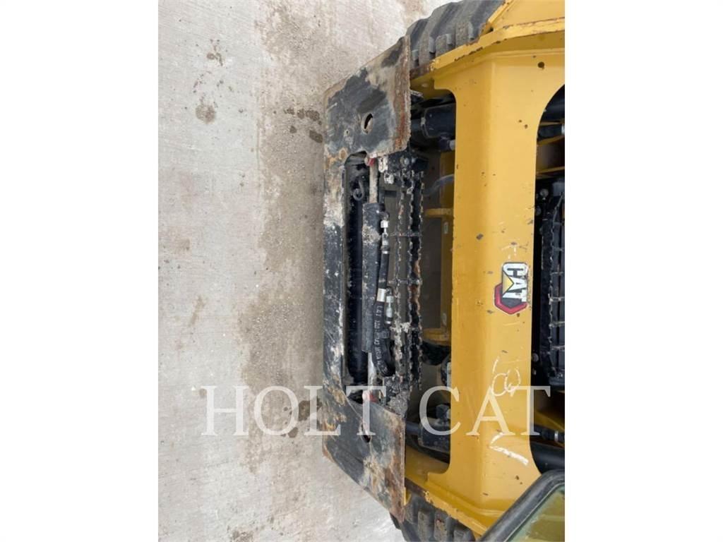 CAT 226D CAB Šmykom riadené nakladače