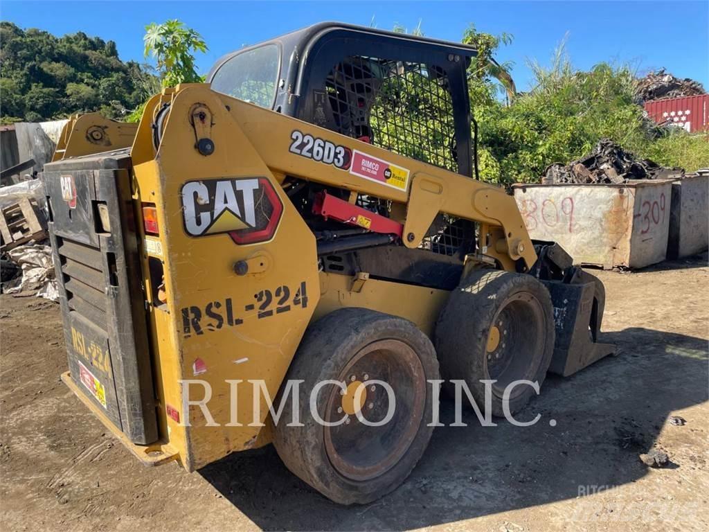 CAT 226D3 Šmykom riadené nakladače