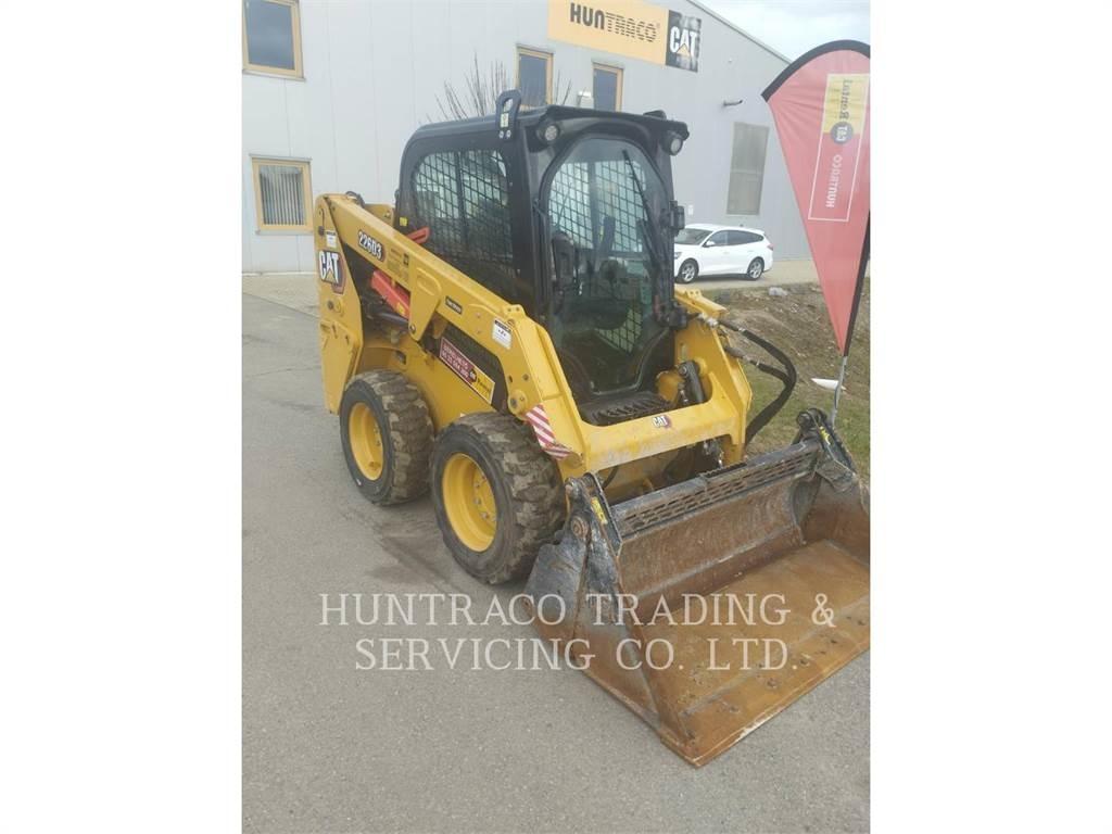CAT 226D3 Šmykom riadené nakladače