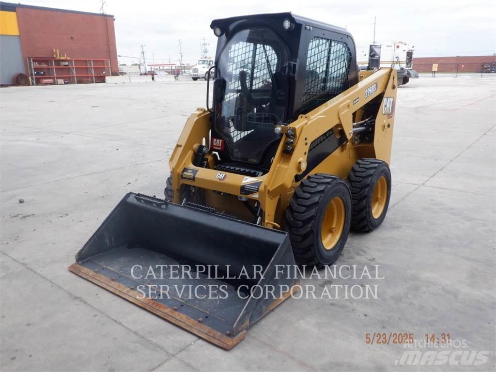 CAT 226D3 Šmykom riadené nakladače