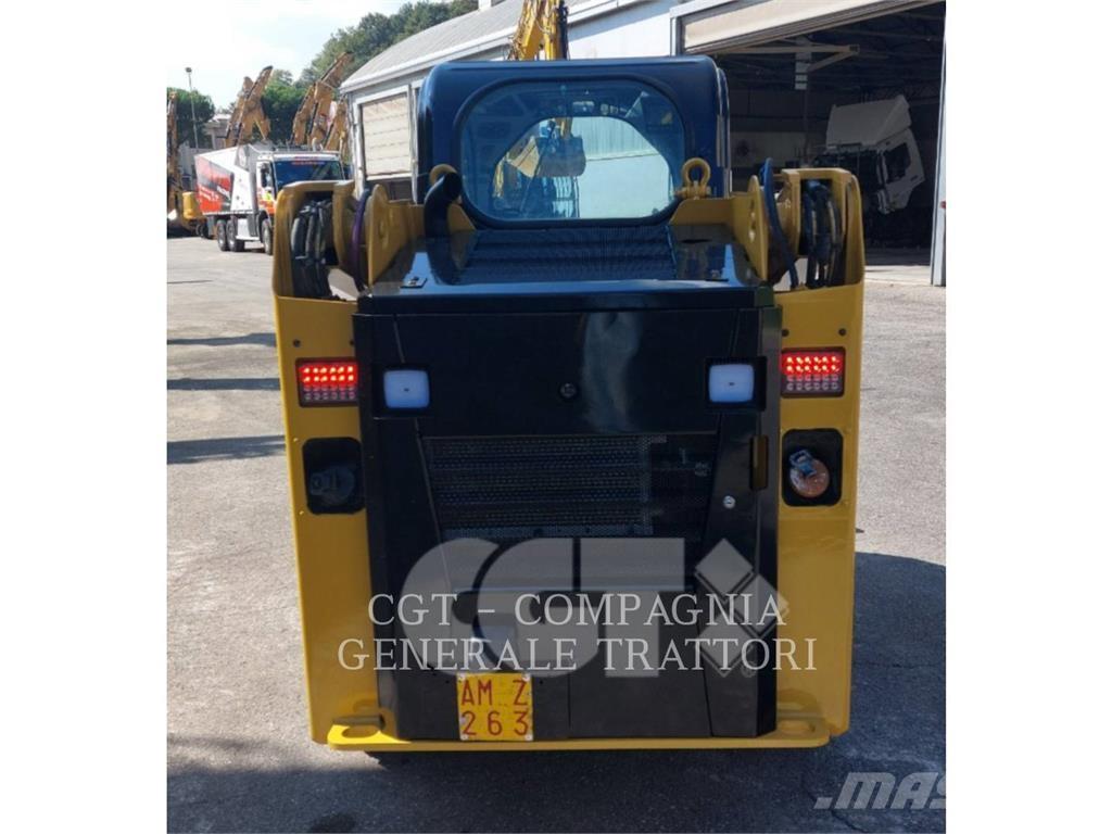 CAT 226D3 Šmykom riadené nakladače