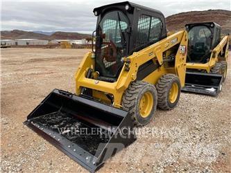 CAT 226D3 C3H2 Šmykom riadené nakladače
