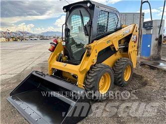 CAT 226D3 C3H2 Šmykom riadené nakladače