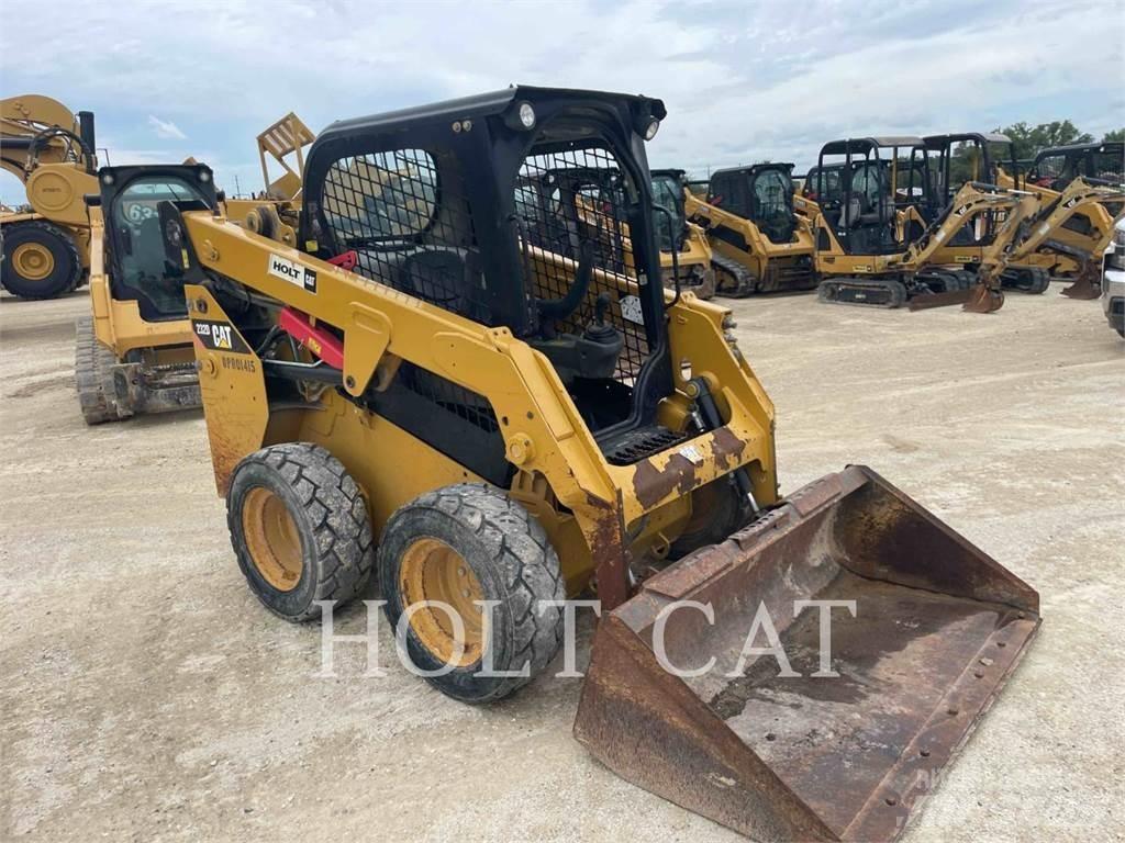 CAT 232D Šmykom riadené nakladače