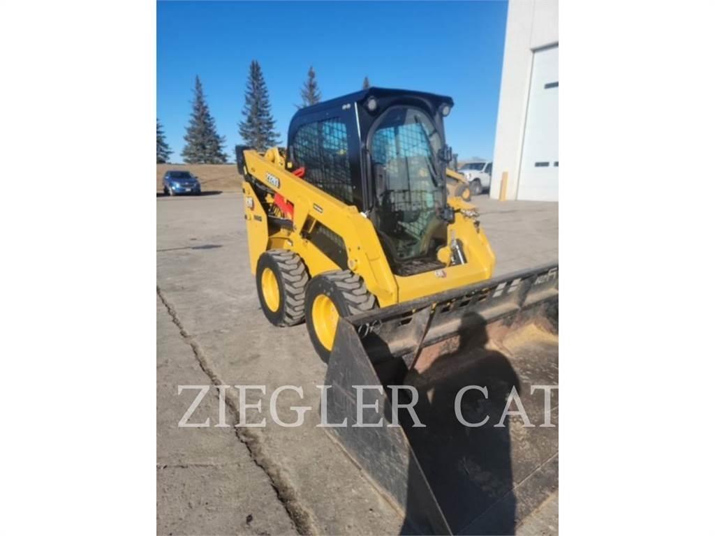 CAT 232D3 Šmykom riadené nakladače
